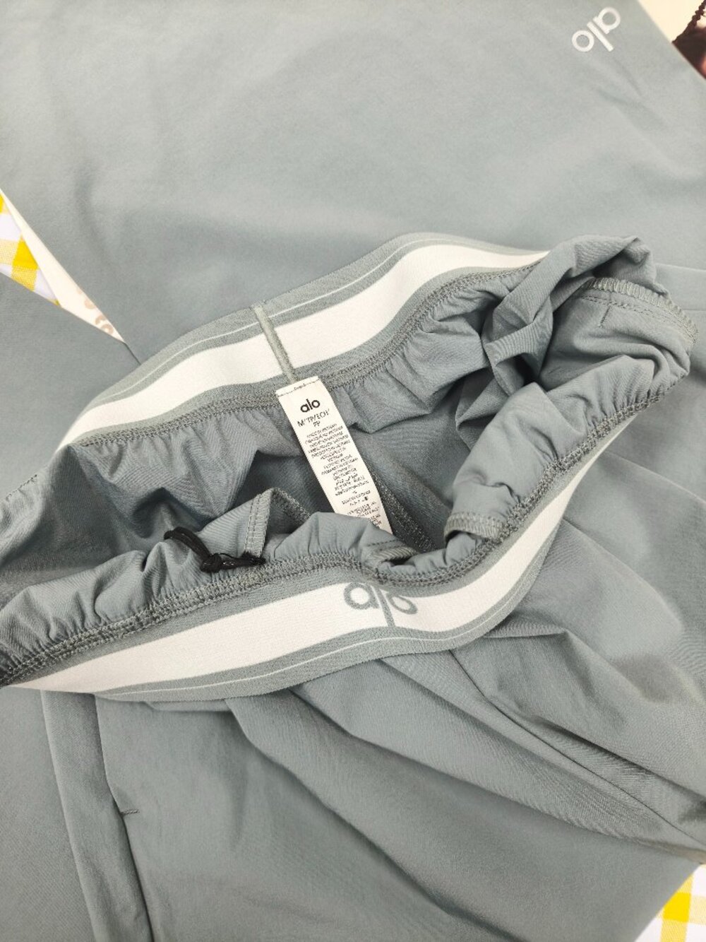 Alo Yoga Brand Trouser🌻Steel Gray(Women's Regular 30-inch)🌠 - Picture 7 of 8